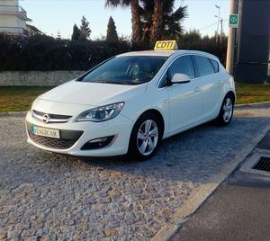  Opel Astra 1.7 CDTi Enjoy Start/Stop Jcv) (5p)