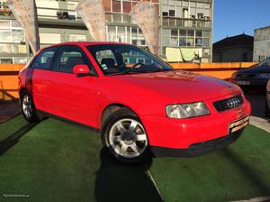 Audi AV+125CV SPORT Outubro/96 - à venda - Ligeiros