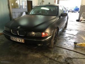 BMW 525 ecv Setembro/00 - à venda - Ligeiros