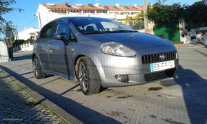 Fiat Grande Punto 1.3Multijet 90 sport Abril/08 - à venda -