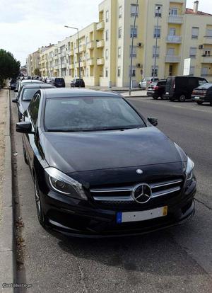 Mercedes-Benz A 180 CDI AMG Line Setembro/15 - à venda -