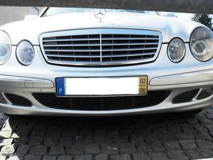 Mercedes-Benz E 220 elegance Junho/02 - à venda - Ligeiros