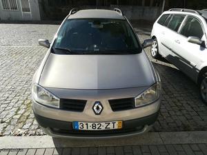 Renault Mégane 160 mil klm Junho/05 - à venda - Ligeiros