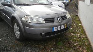 Renault Mégane dinamic dci Maio/04 - à venda - Ligeiros