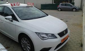 Seat Leon tdi stly Agosto/14 - à venda - Ligeiros