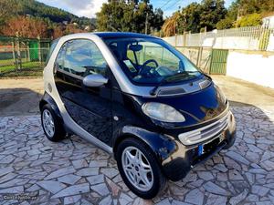 Smart ForTwo 0.8cdi Passion Outubro/01 - à venda - Ligeiros