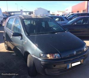 Fiat Punto 1.2 DY-Km) Junho/02 - à venda - Ligeiros