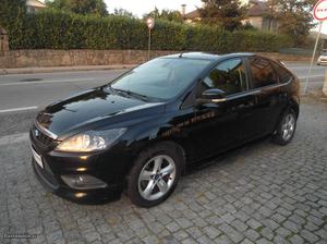 Ford Focus 1.6 tdci 110cv Setembro/10 - à venda - Ligeiros