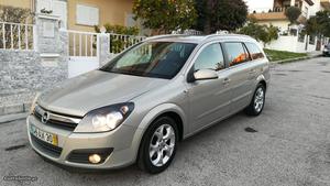 Opel Astra Carav 1.9 CDTI 150CV Novembro/05 - à venda -