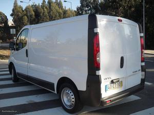 Opel Vivaro 2.0 CDTI 115 cv Novembro/07 - à venda -