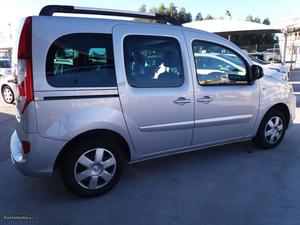 Renault Kangoo 1.5d 5 lugares Dezembro/14 - à venda -