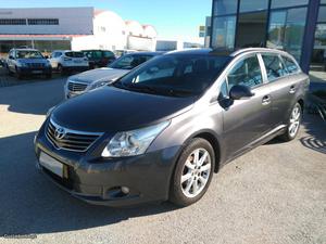 Toyota Avensis sw 2.0 D-4D LUXURY Julho/10 - à venda -