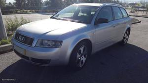 Audi A4 1.9 TDI 130CV  Maio/02 - à venda - Ligeiros