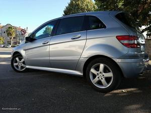 Mercedes-Benz B 180 Diesel Novembro/06 - à venda -