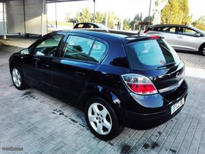 Opel Astra 1.3 cdti Fevereiro/07 - à venda - Ligeiros