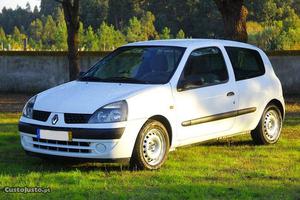 Renault Clio II 1.5 dCi Dezembro/01 - à venda - Ligeiros