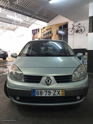 Renault Grand Scénic 1.5 Junho/05 - à venda - Ligeiros