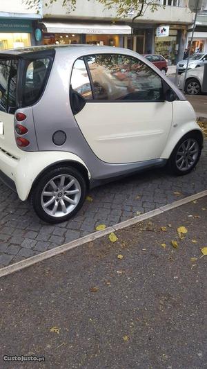 Smart ForTwo Pulse 61CV Março/05 - à venda - Ligeiros