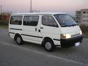 Toyota HiAce 2.5D Twoner 9lug. Maio/95 - à venda - Ligeiros