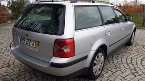 VW Passat 1.9 Tdi 130 cv Novembro/01 - à venda - Ligeiros