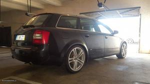 Audi A4 2.5 tdi 180cvquattro Junho/02 - à venda - Ligeiros