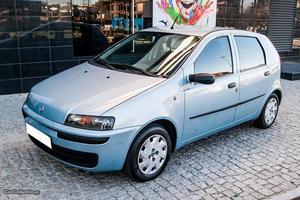Fiat Punto 1.2 muito ESTIMADO Novembro/02 - à venda -