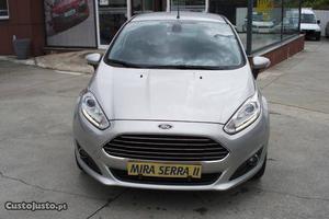 Ford Fiesta 1.5Tdci 75Cv 5P Ac Fevereiro/14 - à venda -