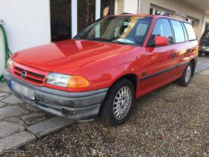 Opel Astra 1.4 Caravan Outubro/92 - à venda - Ligeiros