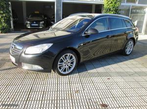 Opel Insignia Sports Tourer Agosto/10 - à venda - Ligeiros