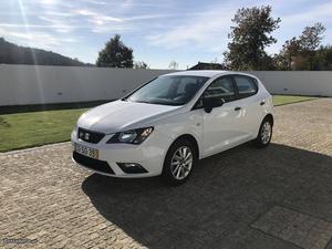 Seat Ibiza  Dezembro/16 - à venda - Ligeiros