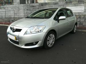 Toyota Auris d4d (diesel) Março/07 - à venda - Ligeiros