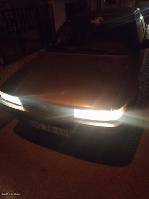 Toyota Corolla v (GPL) Dezembro/92 - à venda -