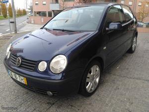 VW Polo 1.2 HIGHLINE 61E/MÊS Março/02 - à venda -