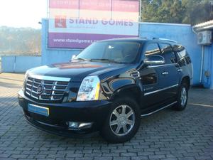  Cadillac Escalade 6.2 V8