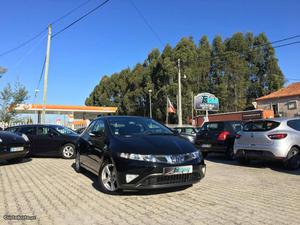 Honda Civic 1.4i VTEC Confort Julho/10 - à venda - Ligeiros