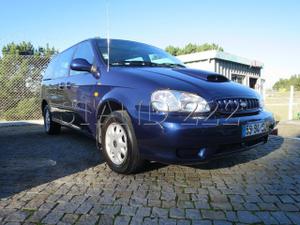 Kia Carnival 2.9 TDi LS