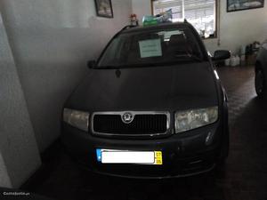 Skoda Fabia break 1.4 tdi Maio/07 - à venda - Ligeiros