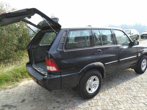 SsangYong Musso 2.3 Td Outubro/99 - à venda - Ligeiros