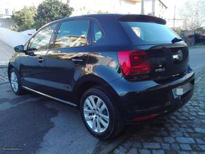 VW Polo bluemotionsinistrado Junho/14 - à venda - Ligeiros