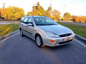 Ford Focus 1.8-TDDI-NACIONAL Julho/00 - à venda - Ligeiros