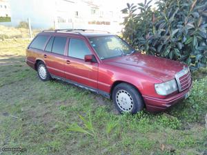 Mercedes-Benz E 230 TE 230 Julho/86 - à venda - Ligeiros