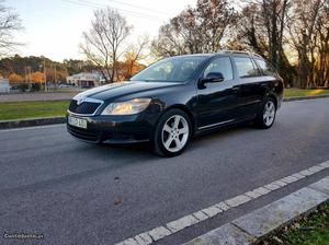 Skoda Octavia TDI-GREENLINE Abril/11 - à venda - Ligeiros