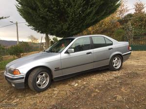 BMW 325 TD Dezembro/94 - à venda - Ligeiros Passageiros,