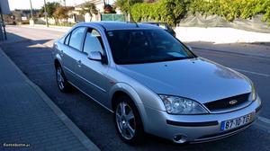 Ford Mondeo 2.0TDCI 130cv Ghia Março/02 - à venda -