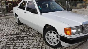 Mercedes-Benz  Em bom estado Dezembro/89 - à venda -