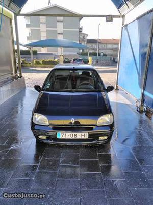 Renault Clio 1.2 Oasis Outubro/96 - à venda - Ligeiros