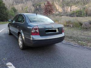 VW Passat 1.9 Tdi 130cv Janeiro/01 - à venda - Ligeiros