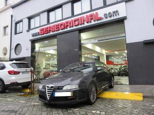 Alfa Romeo GT JTD M- jet 150cv Agosto/04 - à venda -