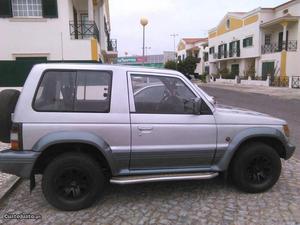 Mitsubishi Pajero GLS Março/94 - à venda - Pick-up/