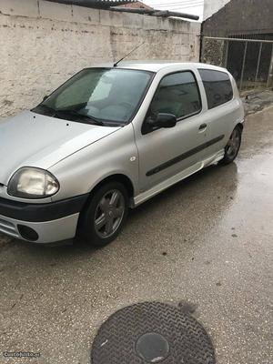 Renault Clio 1.9 diesel Dezembro/99 - à venda - Comerciais